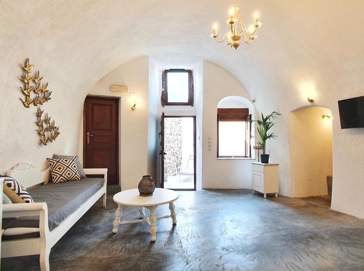 Navita Cave Houses 산토리니 외부 사진